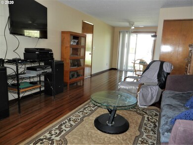 Living Room/Dining Room
