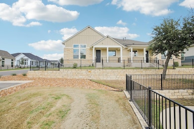 139 Stewart Dr unit 102, San Marcos, TX 78666 - photo 2