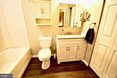 2203 Tanglewood Ct unit 2203, Sewell, NJ 08080 - photo 5