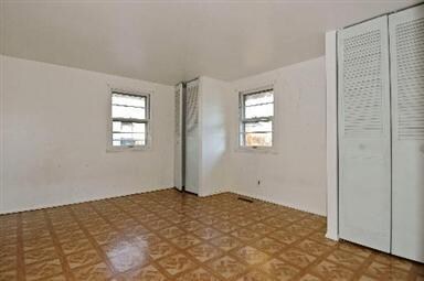 104 Toro Cir, Carpentersville, IL 60110 - photo 6