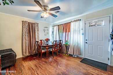 4614 Coteau