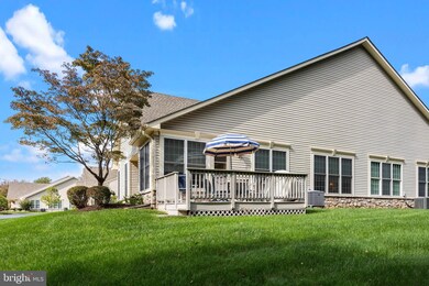 944 Daylily Dr unit V167, Langhorne, PA 19047 - photo 4