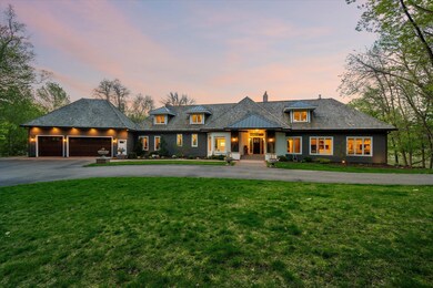 28200 Boulder Cir, Excelsior, MN 55331 - photo 2