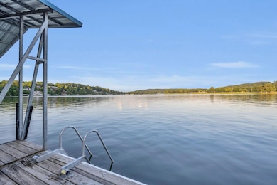 Dock/View