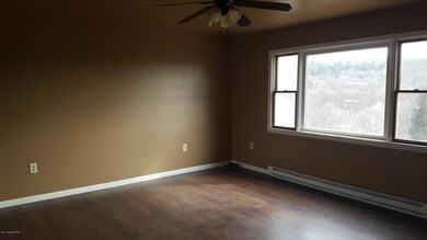 240 Harvest Hill Dr, Effort, PA 18330 - photo 7