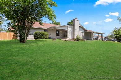 1602 N Hickory Ave, Broken Arrow, OK 74012 - photo 4