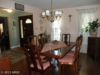 4510 Twinbrook Rd, Fairfax, VA 22032 - photo 6