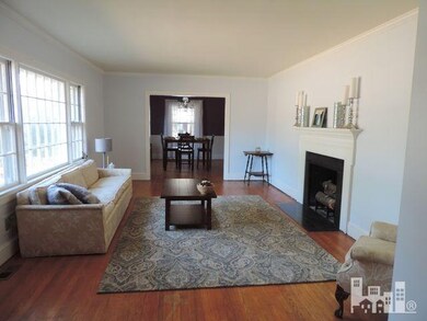 809 E Wilmington St, Burgaw, NC 28425 - photo 2