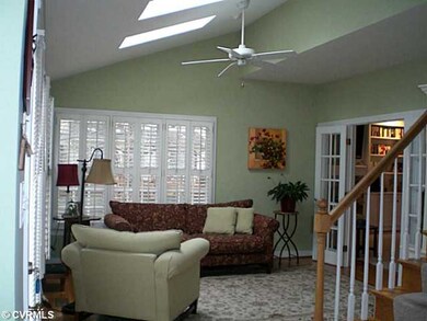 Other - Beautiful sun room with vaulted ceiling, s