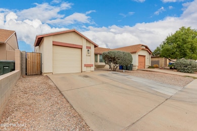 1636 W Cochran St, Tucson, AZ 85746 - photo 3