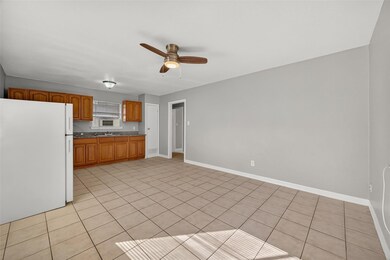 8814 Manus St unit 5, Houston, TX 77093 - photo 4