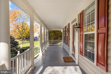 21530 Tithables Cir, Broadlands, VA 20148 - photo 4