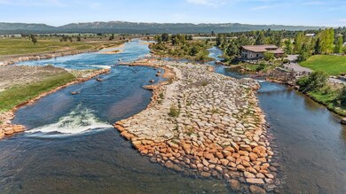 Kelly's Whitewater Park Up River
