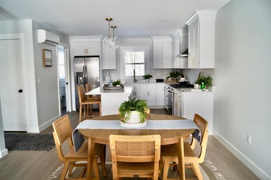 dining to kitchen