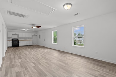 99 Brownwood Dr unit A, Baytown, TX 77520 - photo 7