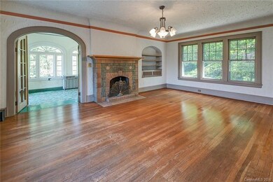 Main level living room