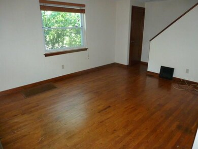 LIVING ROOM.