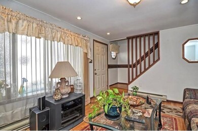 32 Hollander St, Dorchester, MA 02121 - photo 3