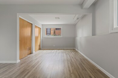 586 E Park Ave, Elmhurst, IL 60126 - photo 7