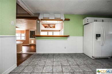 1006 N 4th St, Copperas Cove, TX 76522 - photo 4