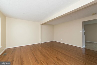 423 Mayapple Ct, Abingdon, MD 21009 - photo 4