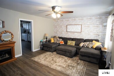 1310 Delavan St, Lincoln, IL 62656 - photo 7