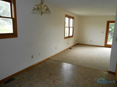 307 W Bigelow Ave, Findlay, OH 45840 - photo 4