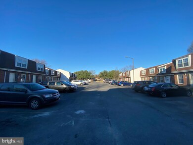 8475 Pioneer Dr, Severn, MD 21144 - photo 3