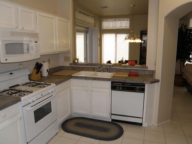 Kitchen 4