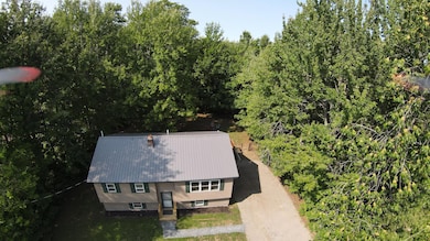 32 Pine St, Newport, ME 04953 - photo 3