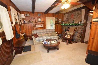 2308 Paxmont Dr, Pocono Pines, PA 18350 - photo 4
