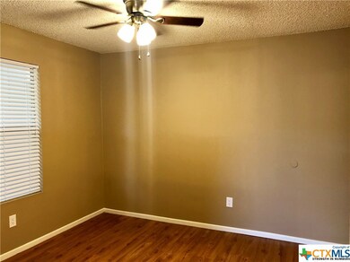 1409 N Bishop St unit 6, San Marcos, TX 78666 - photo 4