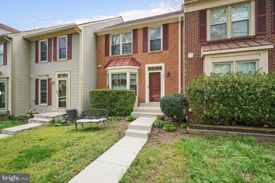 8511 Chapman Oak Ct, Springfield, VA 22153 - photo 2