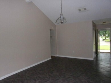 Foyer. 2