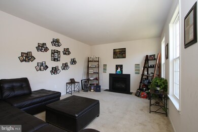 3291 Sutherland Ct, White Plains, MD 20695 - photo 6