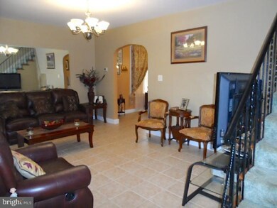 1323 Linden St, Reading, PA 19604 - photo 7