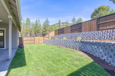 8-web-or-mls-2531-overland-dr