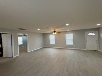 606 9th St, Carmi, IL 62821 - photo 2