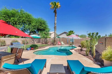 22827 N 20th Way-large-025-25-Backyard-1