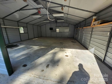 2448 Cambridge Dr, Lancaster, SC 29720 - photo 7