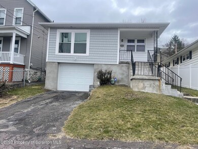 1605 S Irving Ave, Scranton, PA 18505 - photo 2