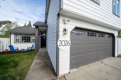 2026 SW 27th St, Redmond, OR 97756 - photo 4