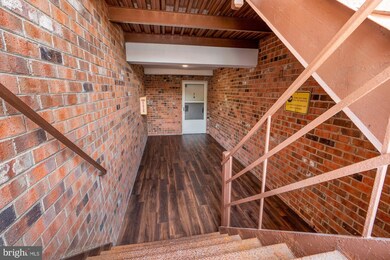 141 N Emory Dr unit 2, Sterling, VA 20164 - photo 2