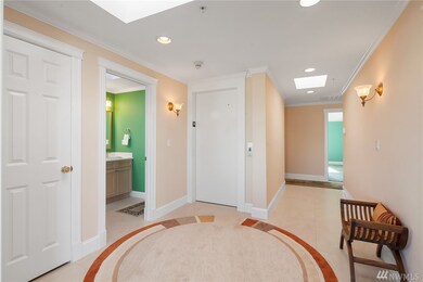 530 Dayton St unit 301, Edmonds, WA 98020 - photo 3