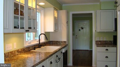 888 Conservation Ln, Harwood, MD 20776 - photo 4