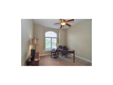 2nd Main floor bedroom or great office space