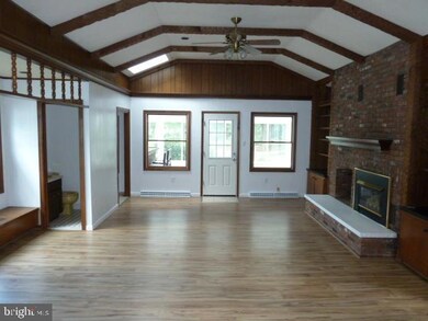 3 Edward St, Mountain Top, PA 18707 - photo 4