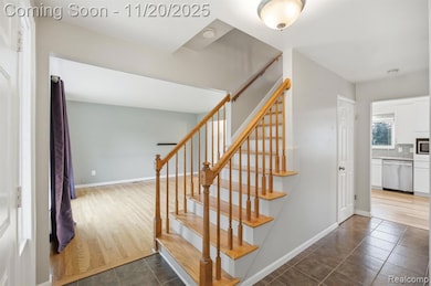 16974 Fitzgerald St, Livonia, MI 48154 - photo 5