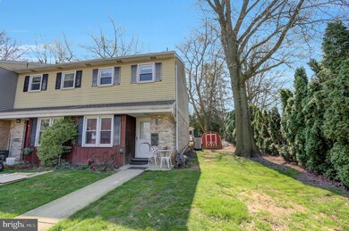 920 E Oak St, Palmyra, PA 17078 - photo 2