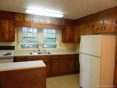 349 Oakview Park Rd, Asheville, NC 28803 - photo 5